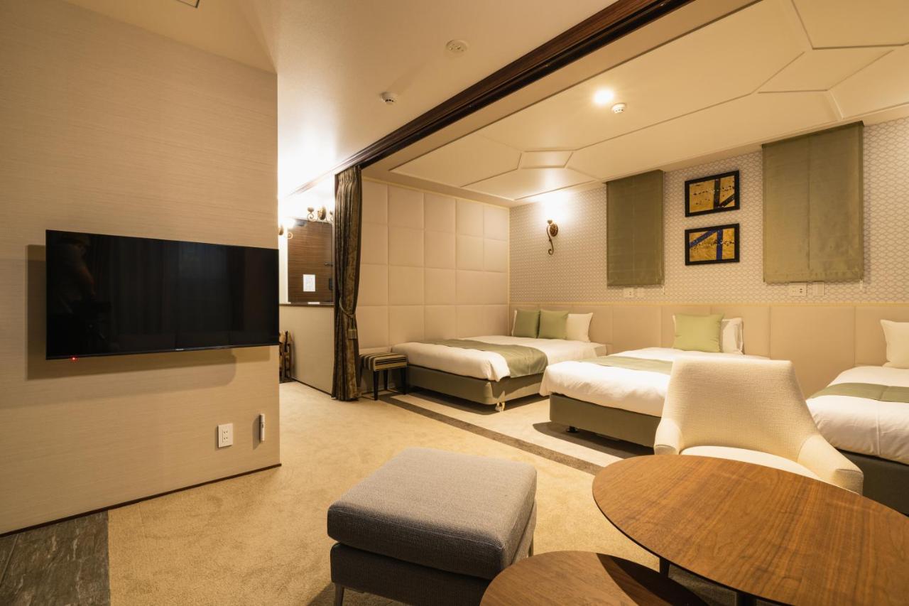 Grand Base Hakata-I Aparthotel Fukuoka  Exteriör bild